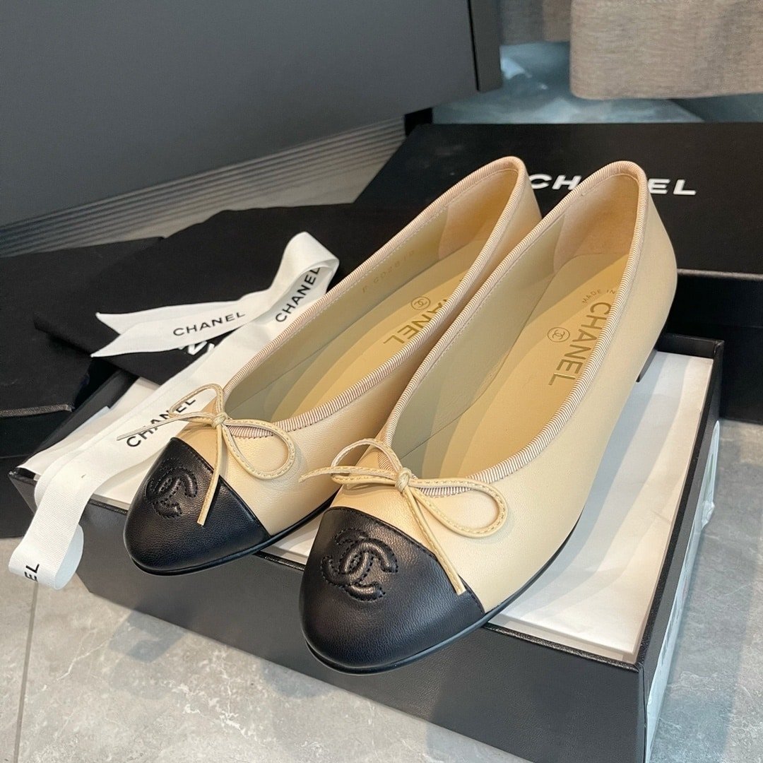 Ch**el Ballerina Beige And Black G02819 X01000 C0204