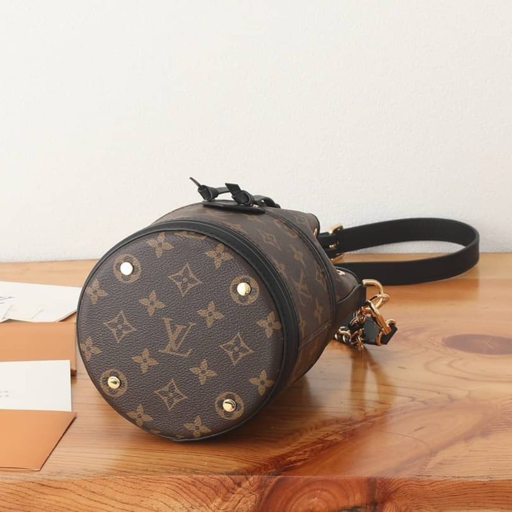 [S*per Vip 1:1] L0vis Vvtt0n Canoé Monogram Coated Canvas Brown 14Cm M83480