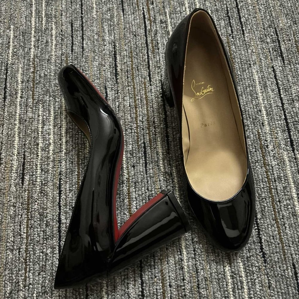 Chr1st1an Louboutin Miss Sab Black 3210568Bk01
