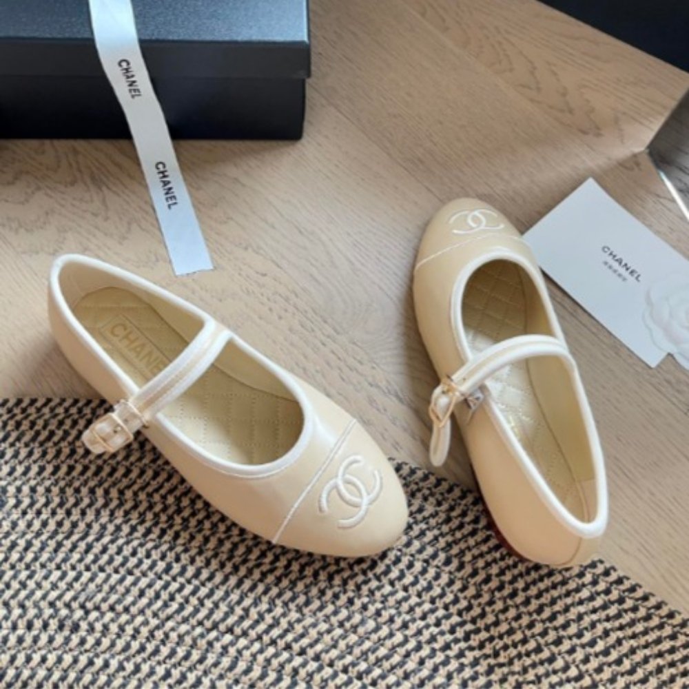 Ch**el Mary Jane Ballet Flat Cream