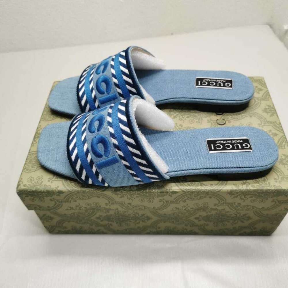 Gvc*1 Women’S Slide Sandal With Gvc*1 Script Light Blue Denim 771589 Fack3 4609