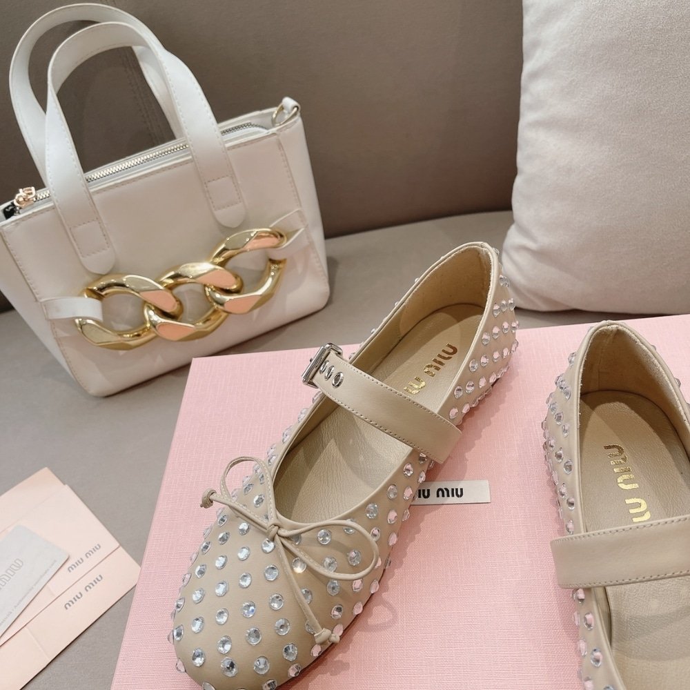 M1um1u Leather Ballerinas In Beige