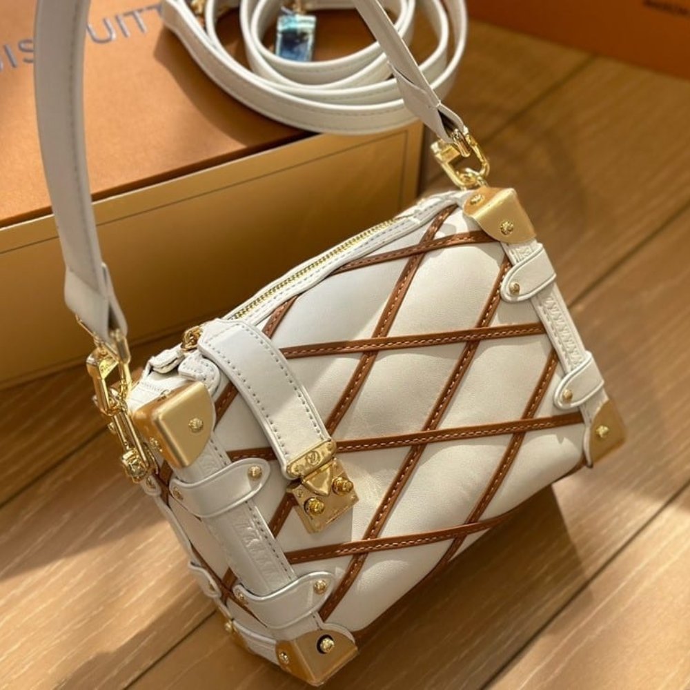 L0vis Vvtt0n Side Trunk PM Crème Beige 19Cm M25216