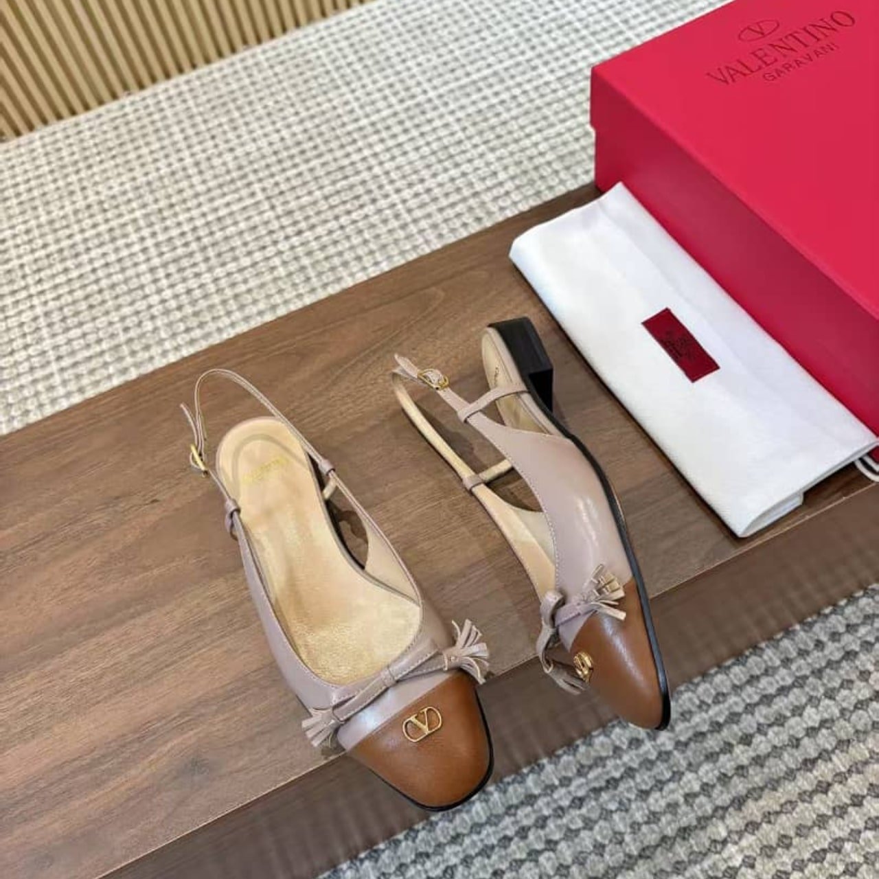 Va1e*ntin0 Garavani Valet Du Roi Slingback Ballerina Rose And Brown