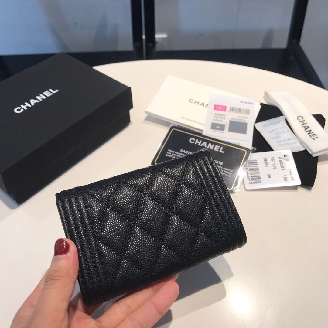 Ch**el Boy Flap Card Holder Black 11Cm A80603 Y07659 94305
