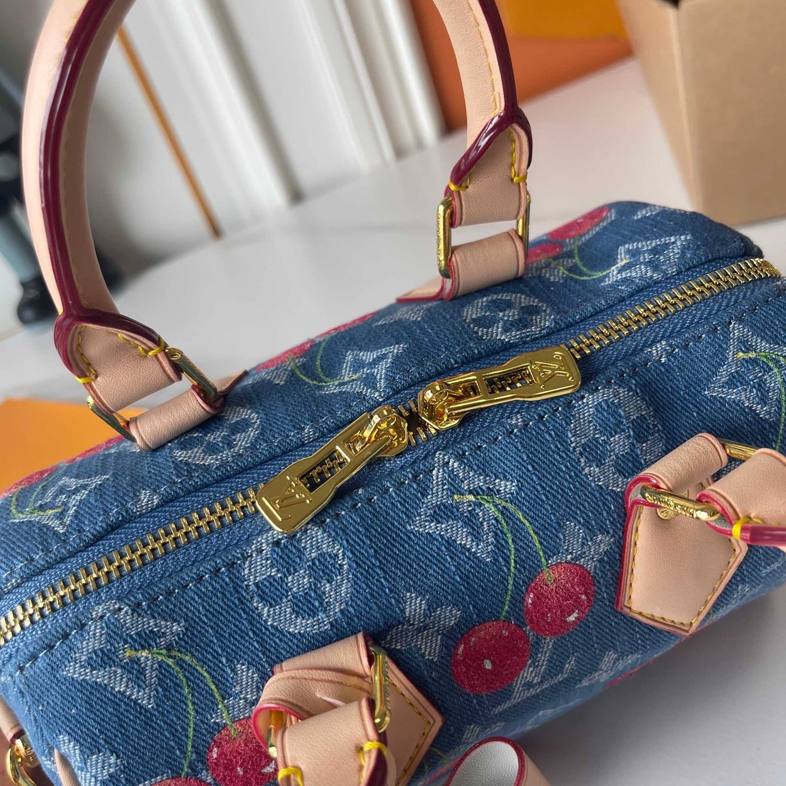 L0vis Vvtt0n X Takashi Murakami Speedy Bandoulière 20 Monogram Denim Blue 20Cm