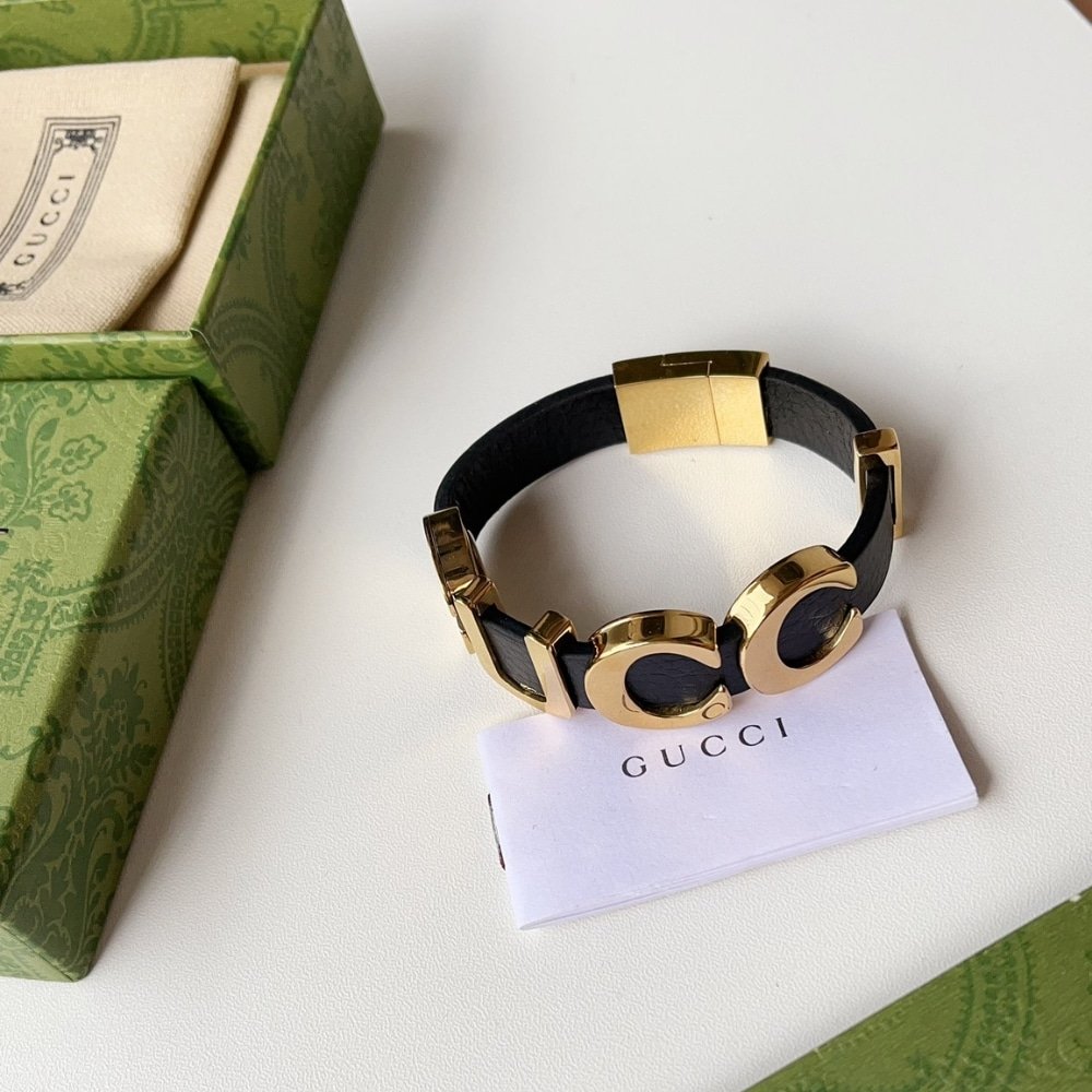 Gvc*1 Leather Bracelet With Gvc*1 Script