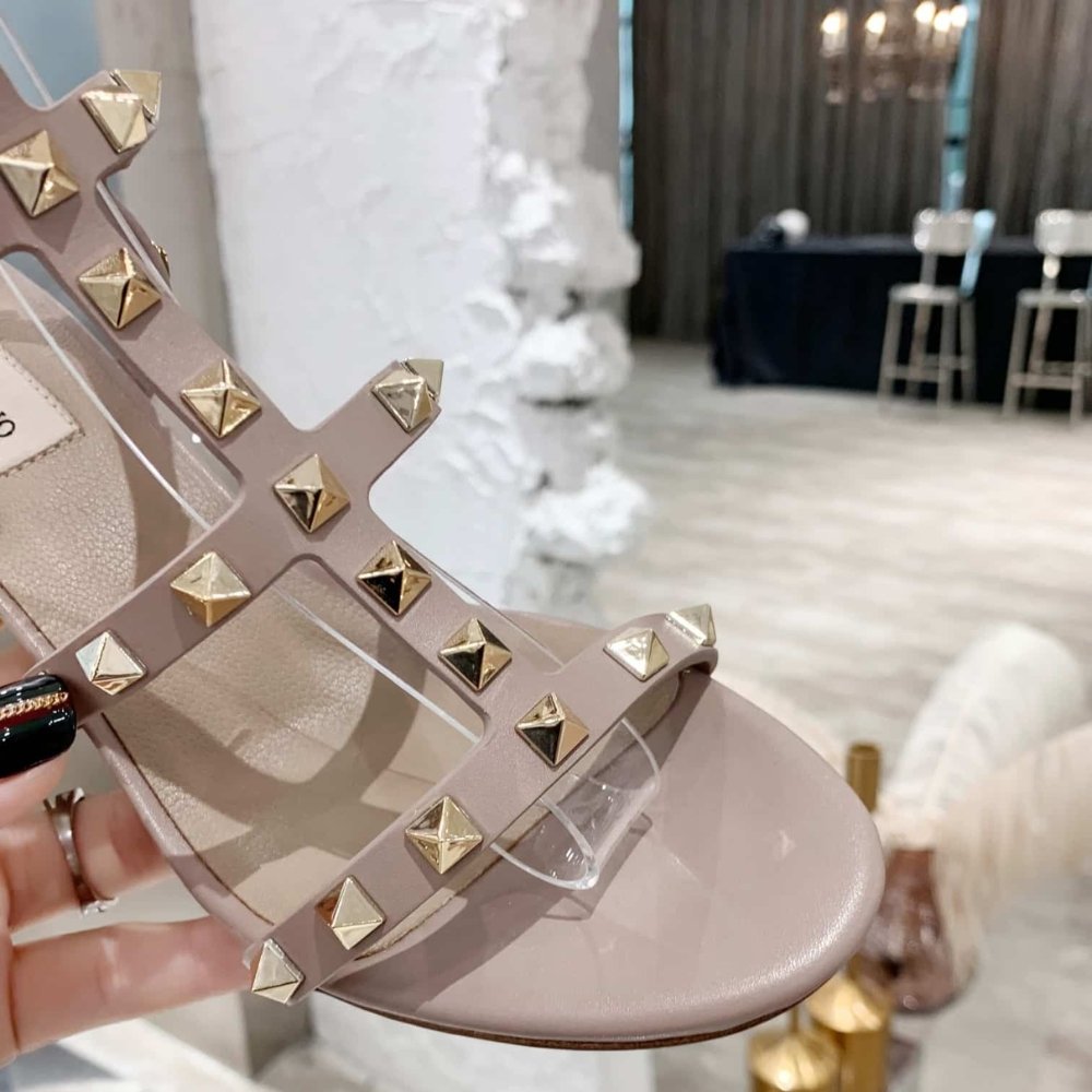 Va1e*ntin0 Garavani Rockstud Ankle Strap Sandal Beige 5W2S0491Vbp P45