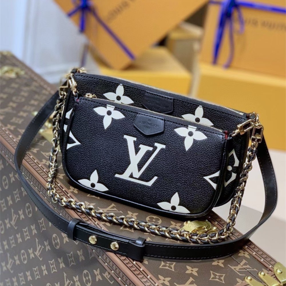 L0vis Vvtt0n Multi Pochette Accessoires Black 25Cm M45777