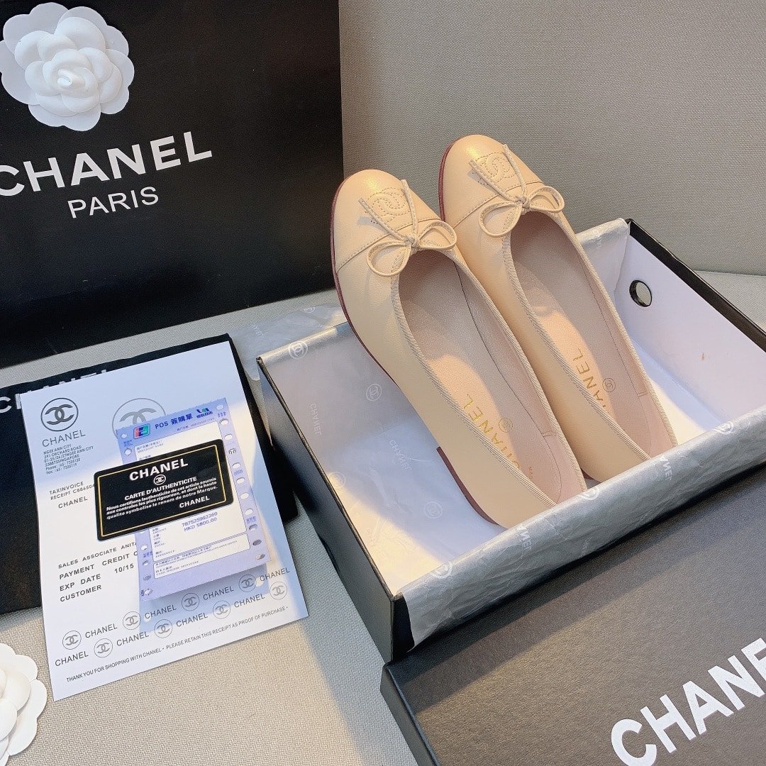 Ch**el Ballet Flats Ivory