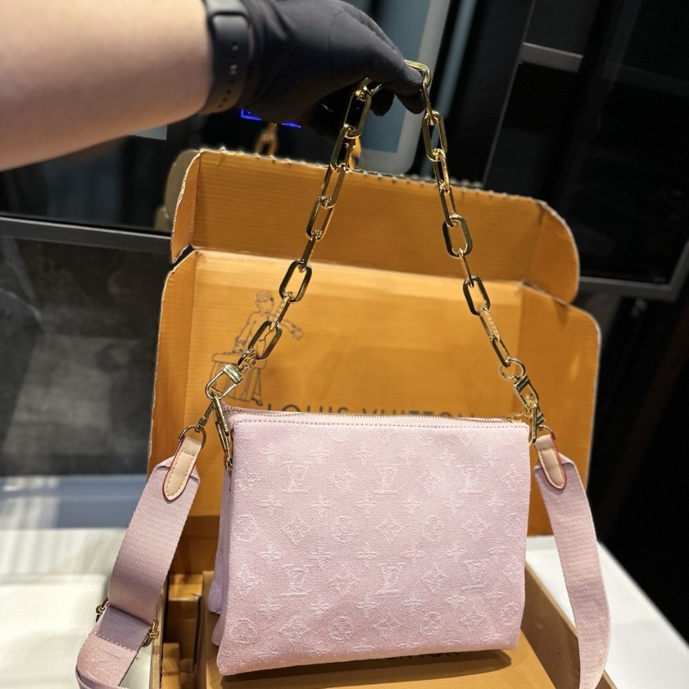 L0vis Vvtt0n Coussin PM Washed Pink 25Cm M13313
