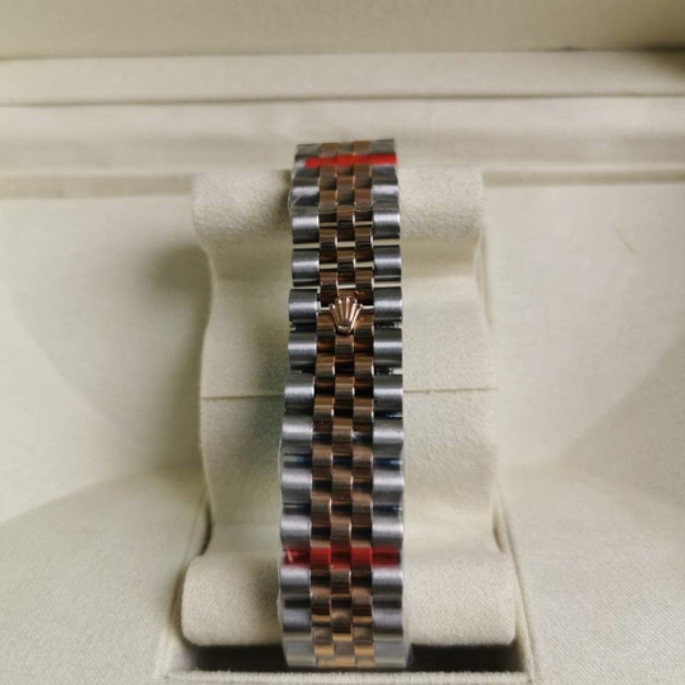 R01ex Oyster Perpetual Datejust White Dial With Silver And Everose Gold Strap 36Mm 126231 0017