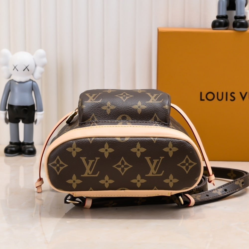 L0vis Vvtt0n Montsouris MM Backpack Brown 25Cm M11197