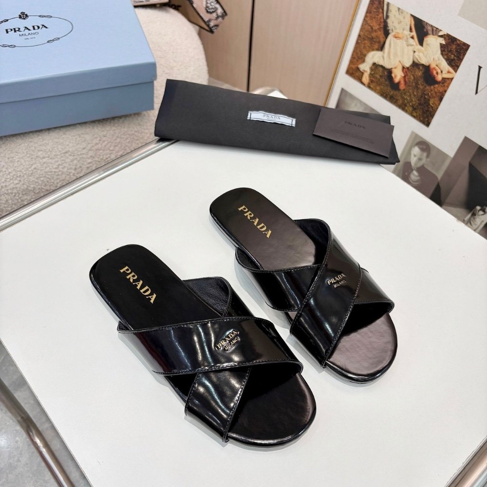 Pra*a Brushed Leather Slides Black 1Xx768 055 F0002 F 005