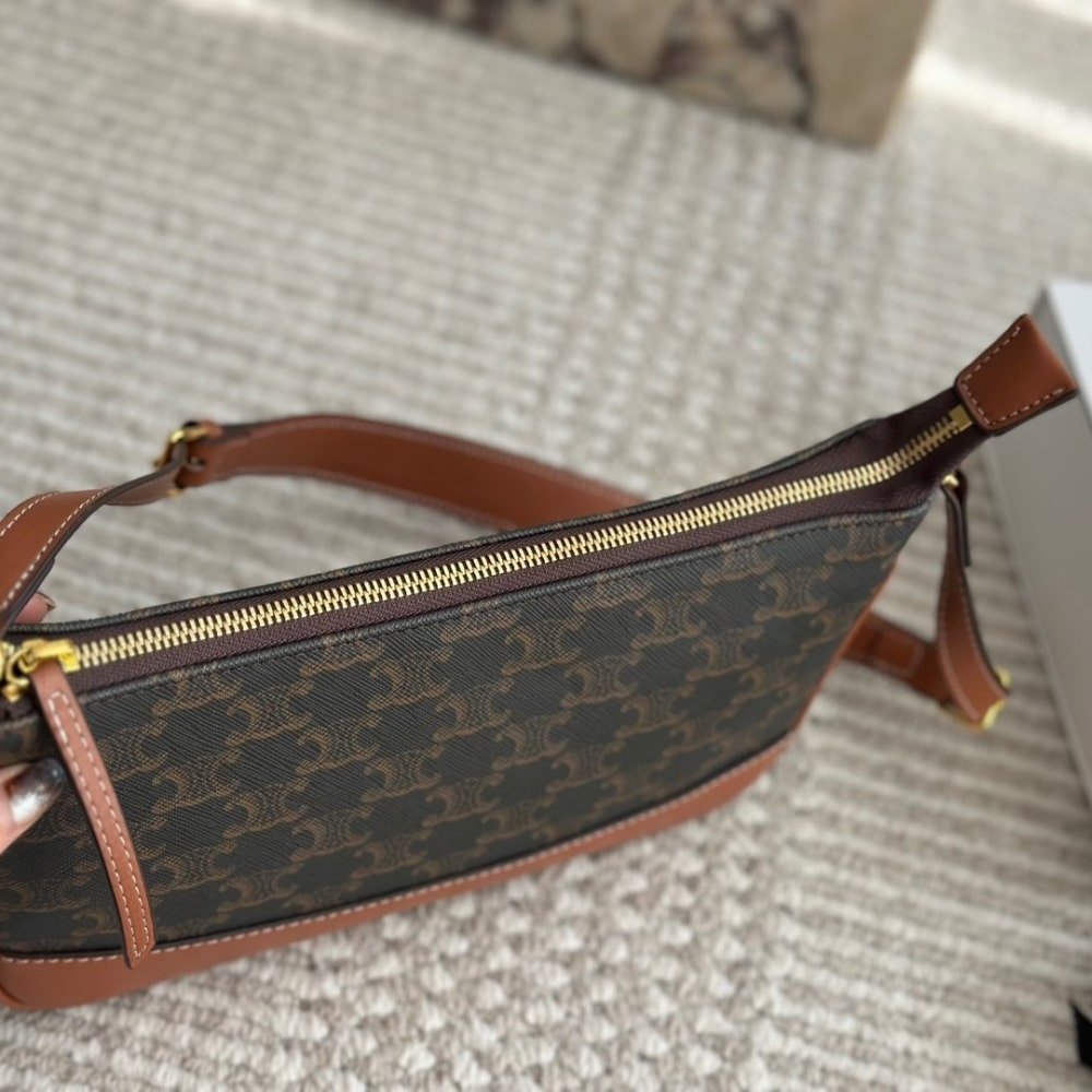 Ce1i*e Shoulder Bag In Triomphe Canvas Tan 25Cm 119412Bzj 04Lu