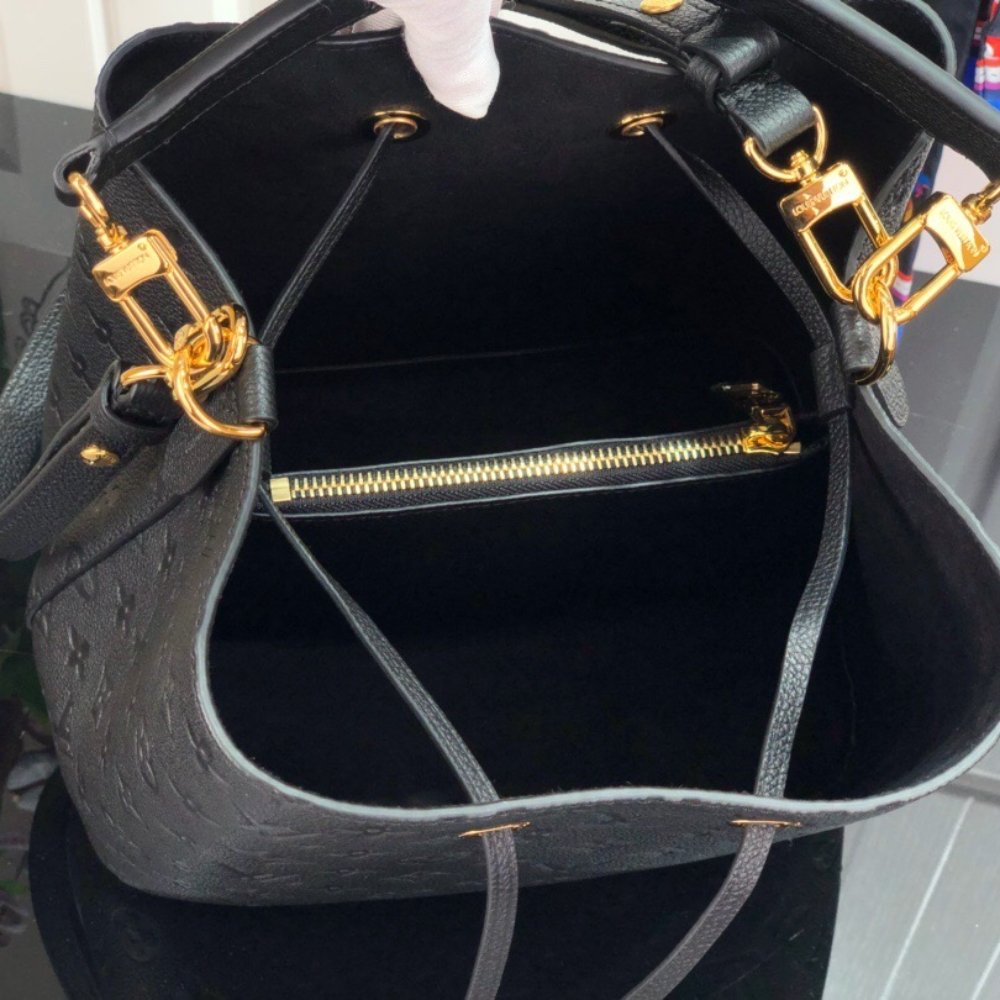 L0vis Vvtt0n Néonoé Mm Bucket Black 26Cm M45256