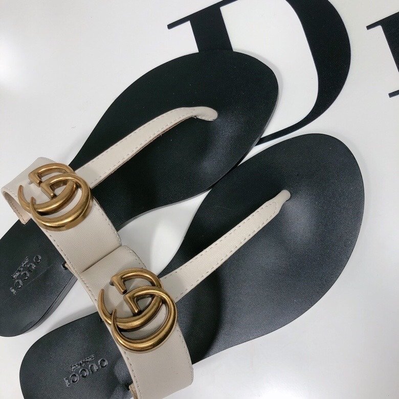 Gvc*1 Thong Sandals With Double G White Leather ‎497444 A3N00 9022
