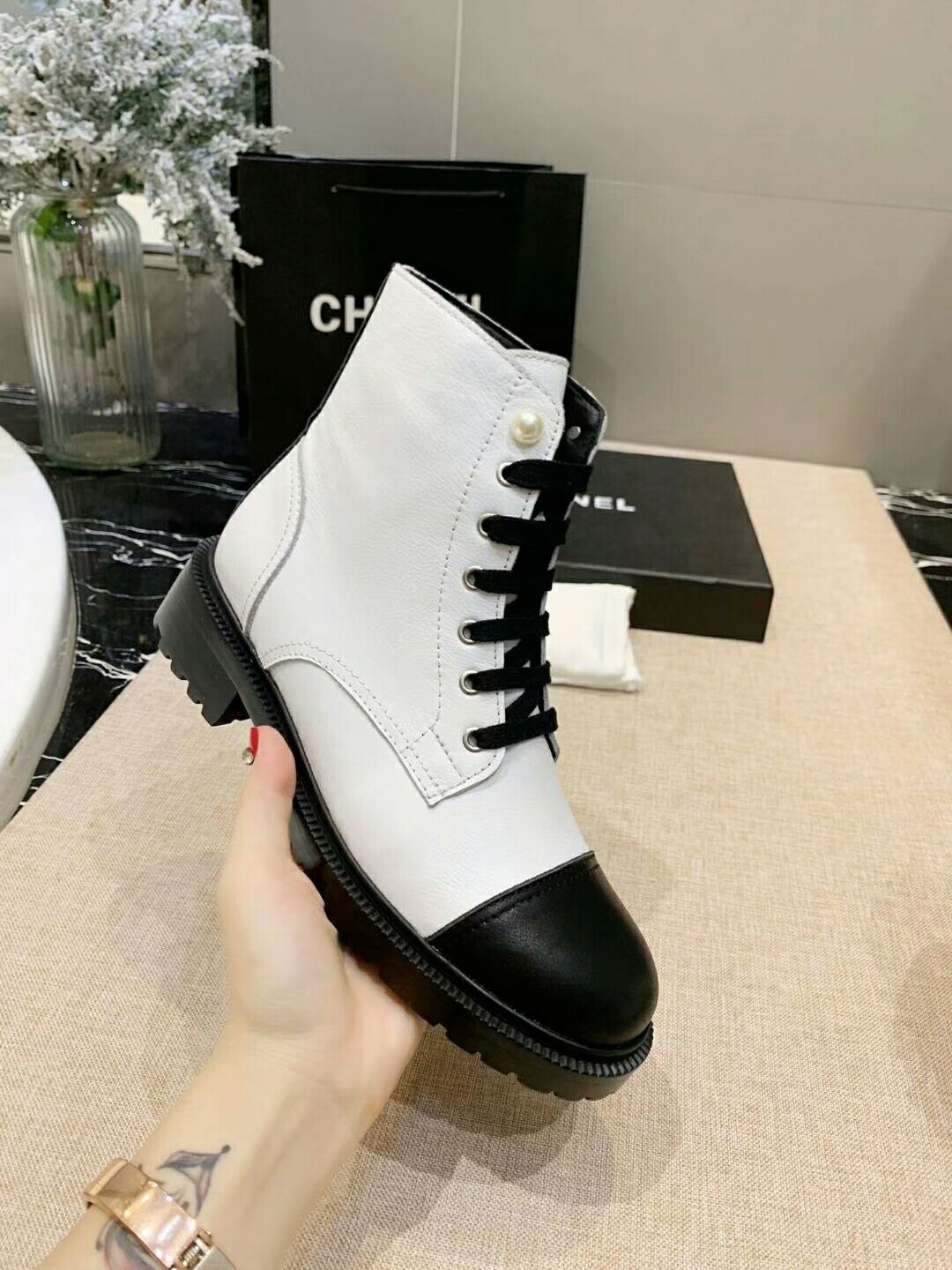 Ch**el White Pearl Logo Cc Combat Lace Up Tie Ankle Boots G36209