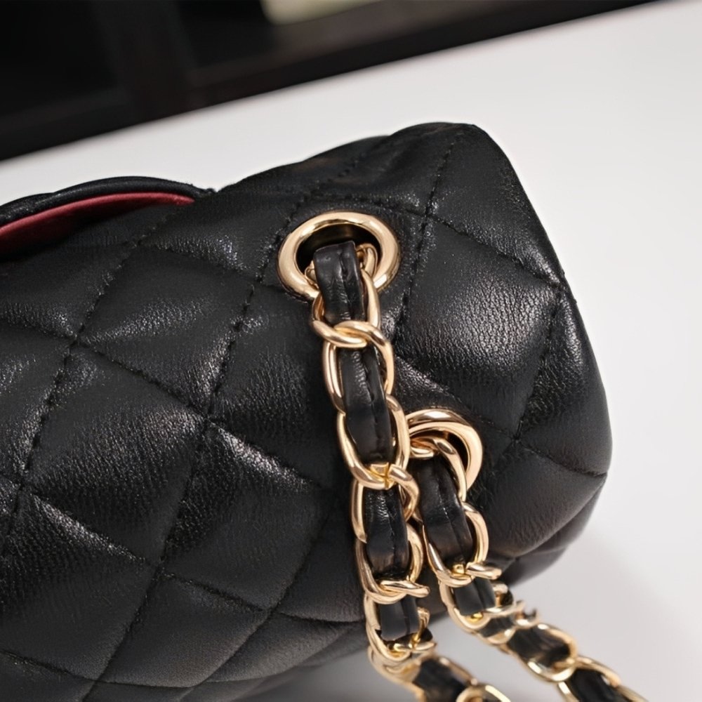 Ch**el Classic Flap Black Gold Hardware 25Cm