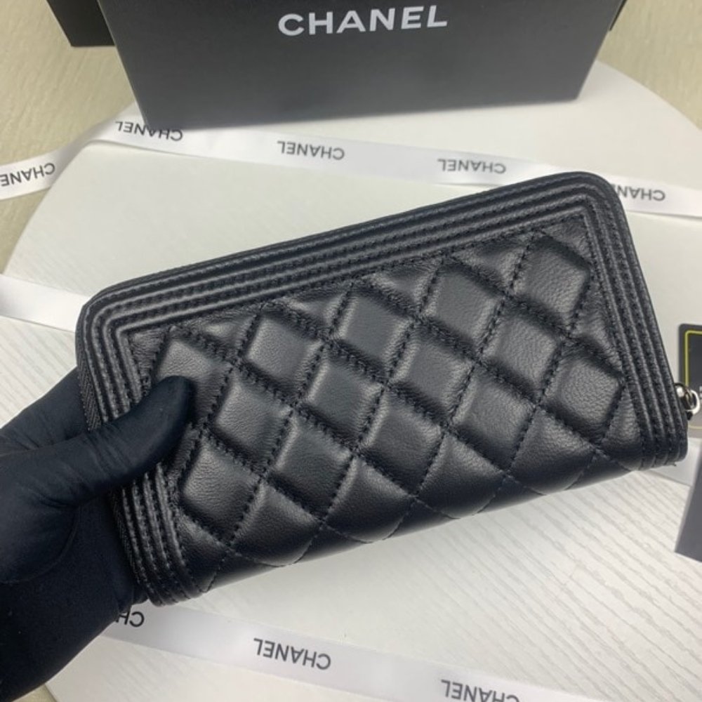 Ch**el Boy Long Zipped Wallet Silver Hardware Black 19Cm