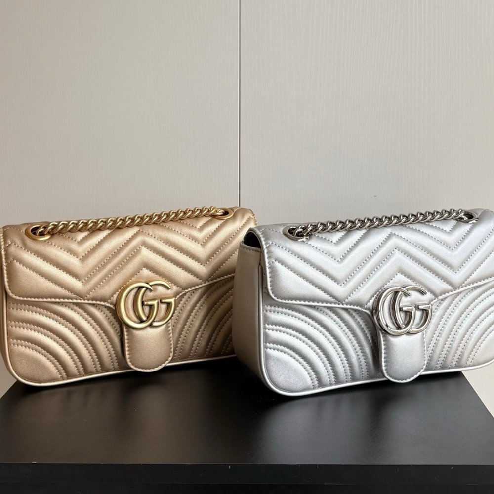 Gvc*1 Gg Marmont Medium Shoulder Bag Metallic Silver Leather 26Cm 443497 AAESP 8106
