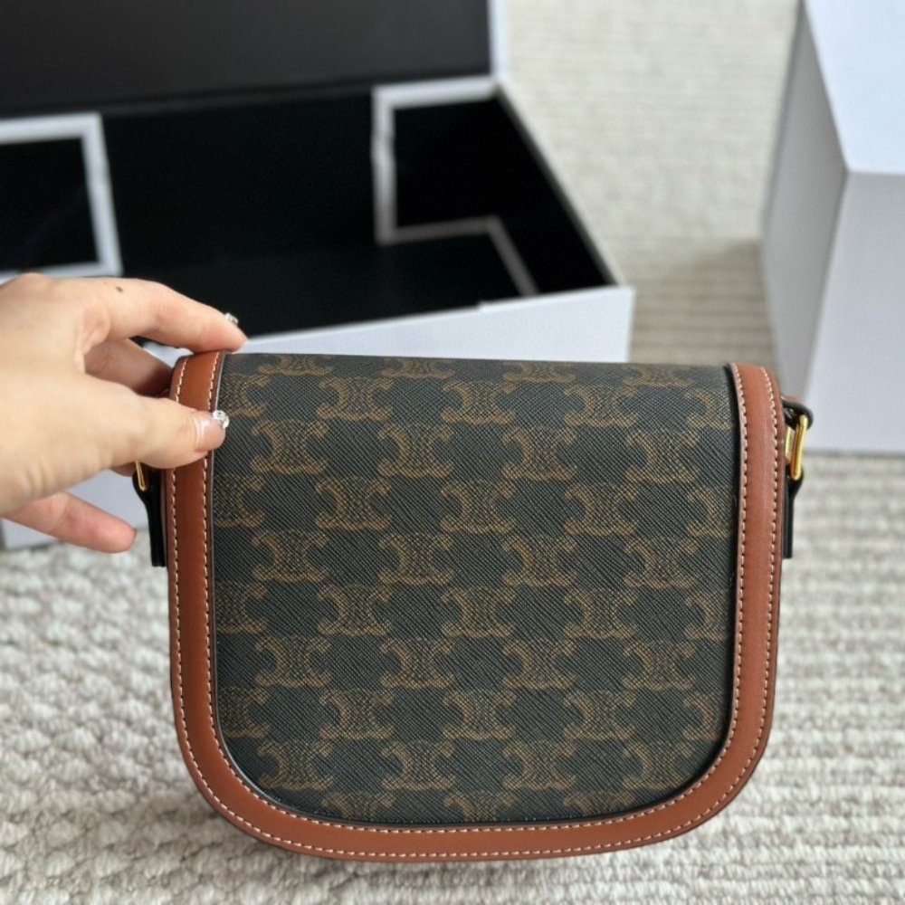 Ce1i*e Besace Clea In Triomphe Canvas And Calfskin Tan 19Cm 110962Bz4 04Lu