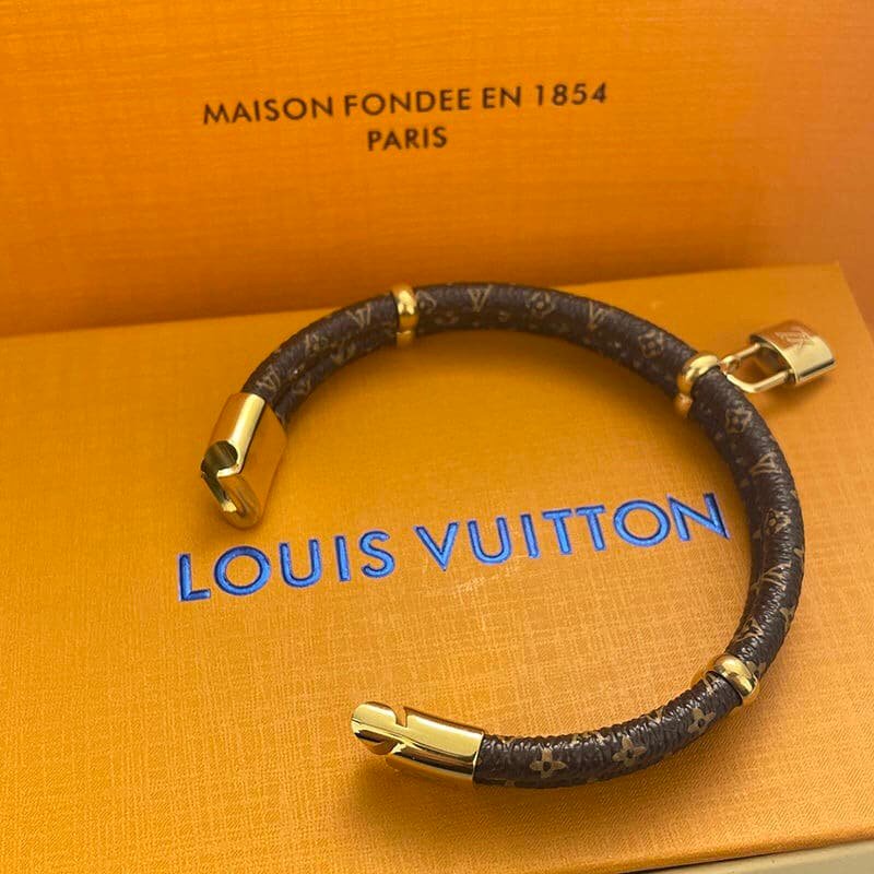 L0vis Vvtt0n Keep It Twice Bracelet M8109E