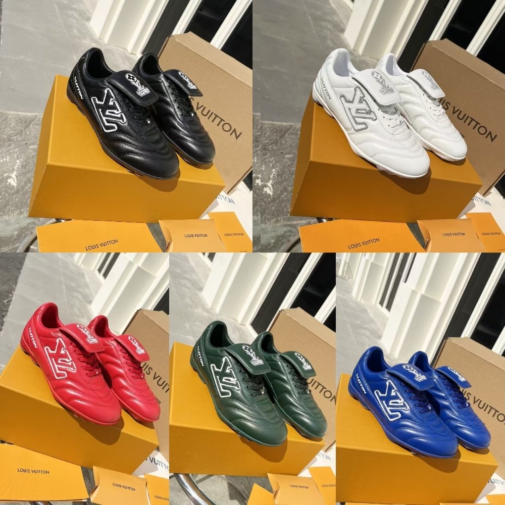 L0vis Vvtt0n Footprint Soccer Sneaker Black 1Ahai9
