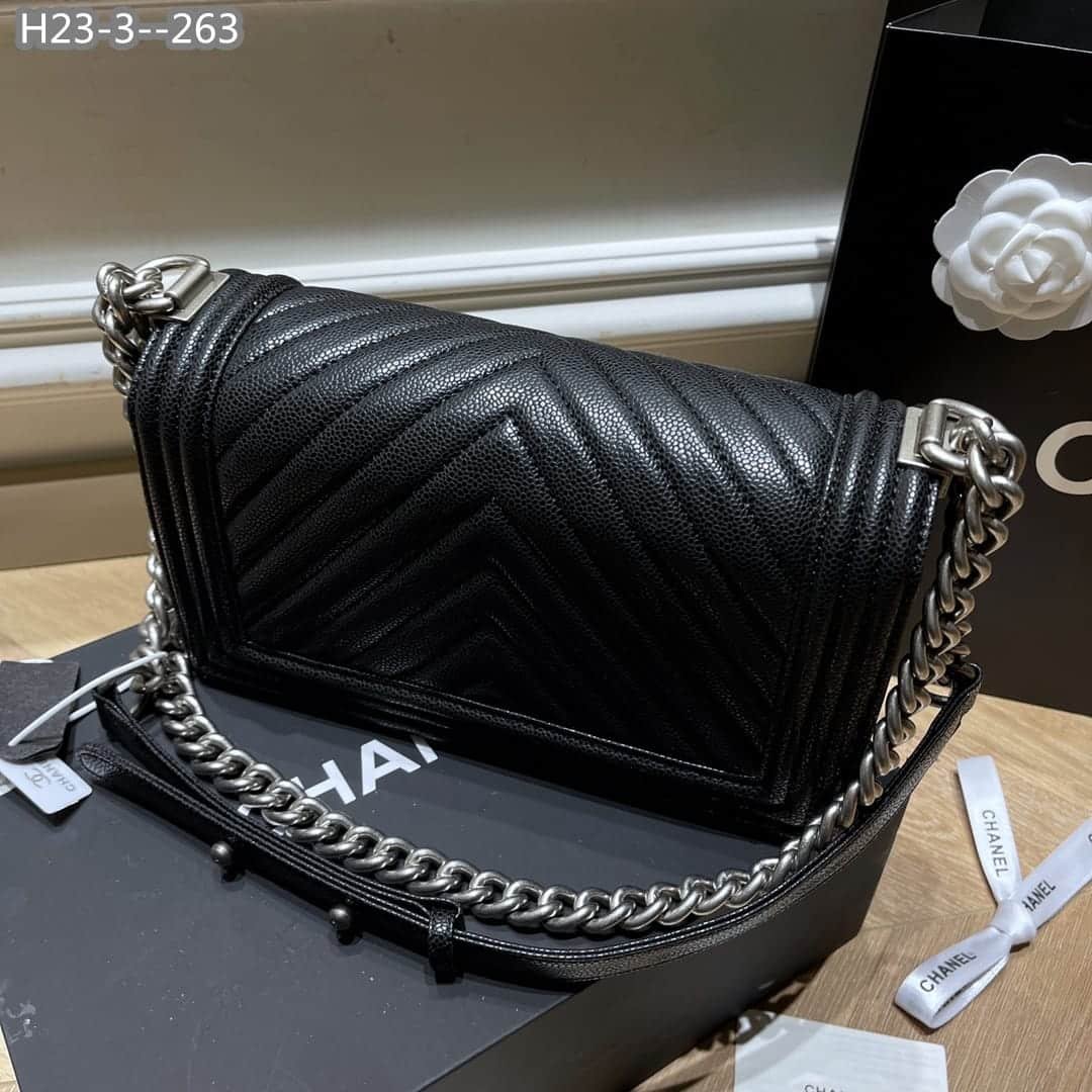 Ch**el Boy Caviar Chevron Quilted Flap Bag Black 25Cm