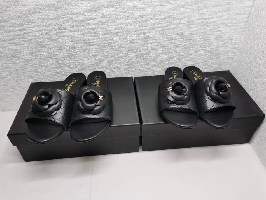 Ch**el Camellia Leather Slides Black