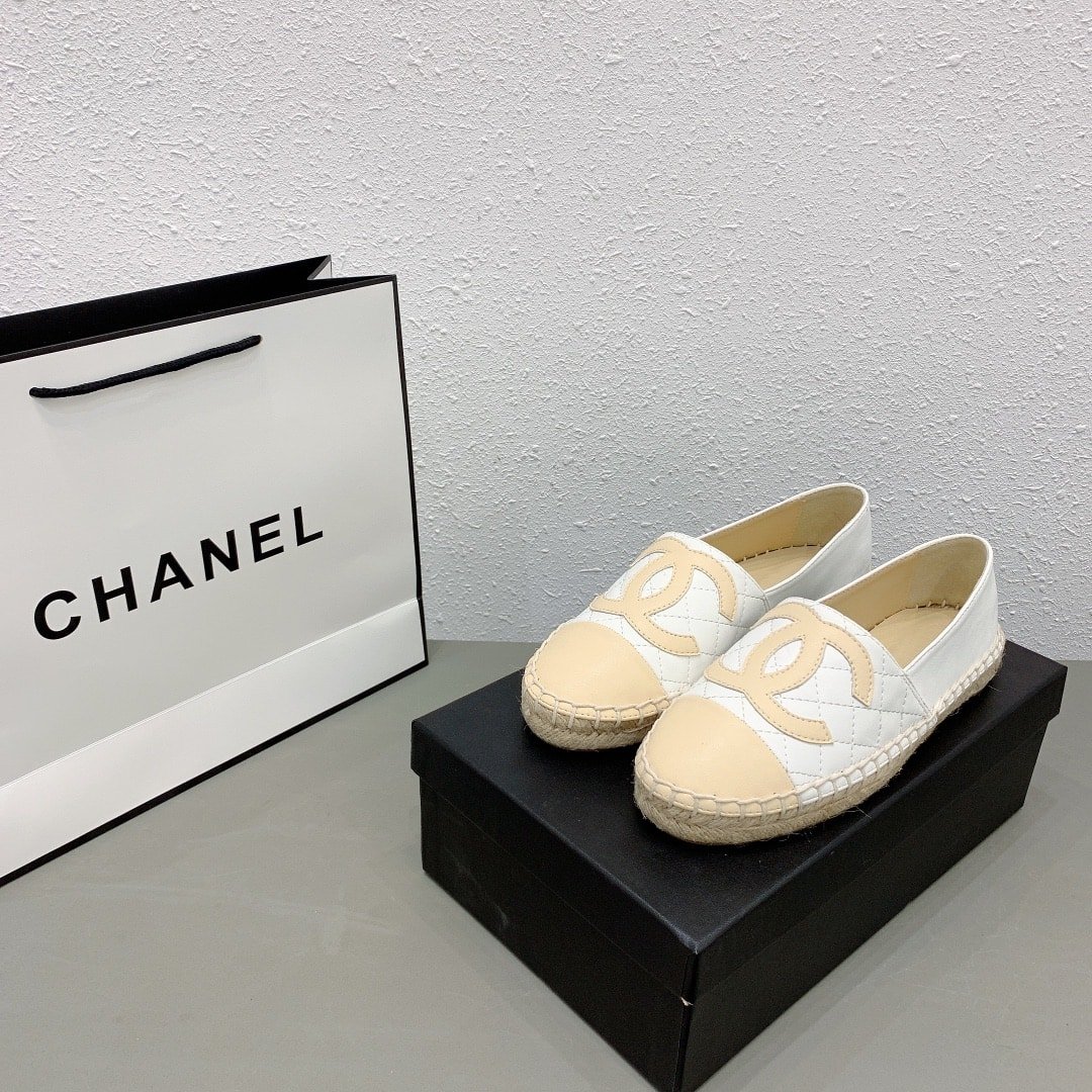 Ch**el Cc Espadrilles Slip On White Beige