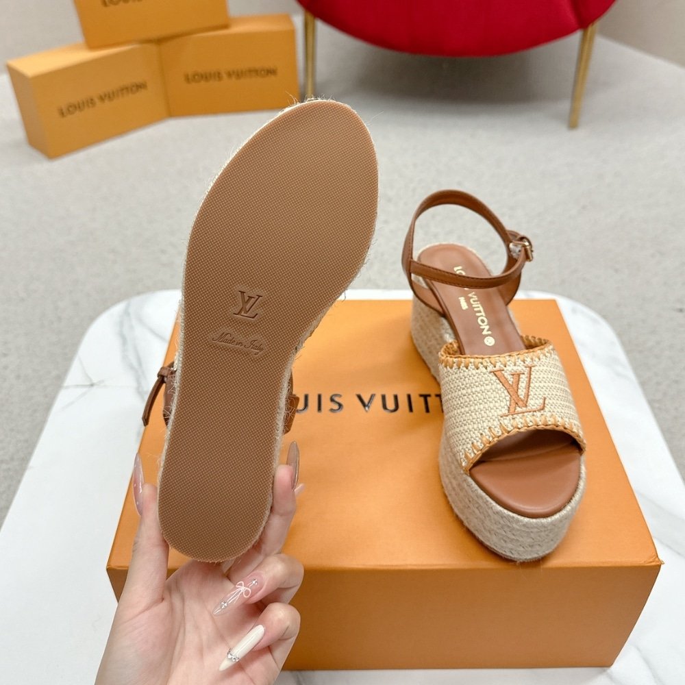 L0vis Vvtt0n Helios Wedge Sandal Raffia Brown