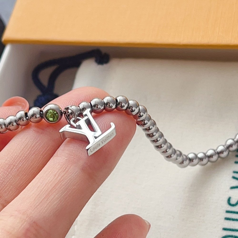 L0vis Vvtt0n Nano Beads Bracelet In Silver Tone
