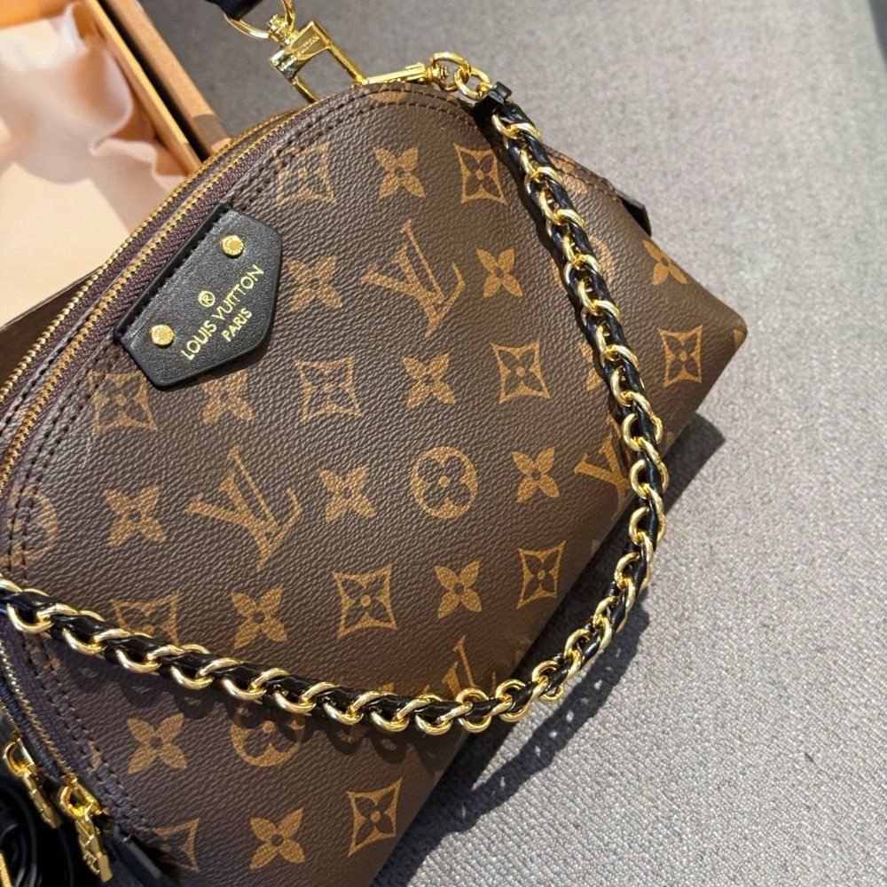 L0vis Vvtt0n Be Alma Monogram Canvas 20Cm M12996