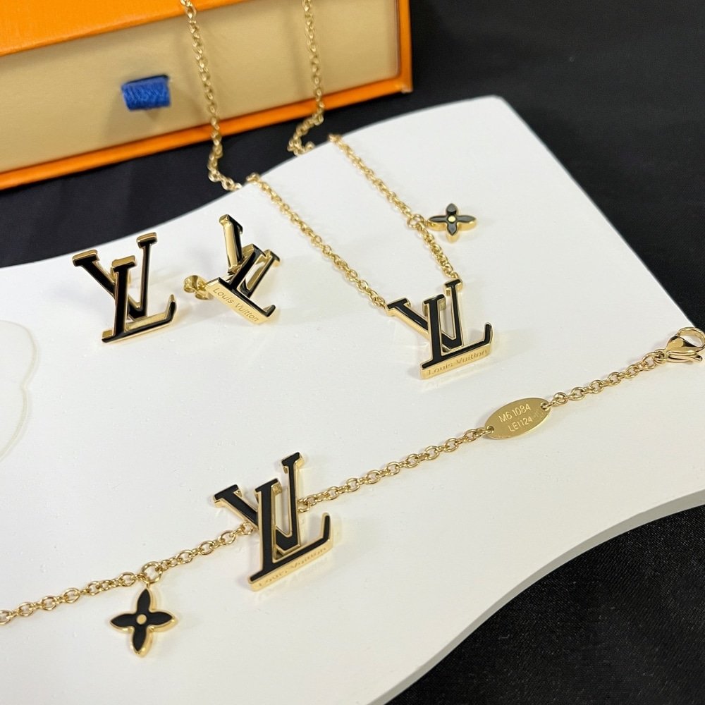 L0vis Vvtt0n Lv Iconic Enamel Necklace Pink M01215