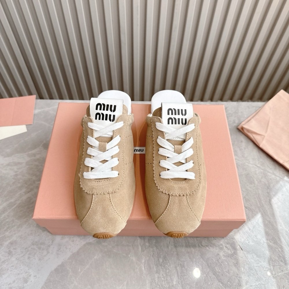 M1um1u Plume Suede Mules Desert Beige 5E467E 054 F0F24 F 005