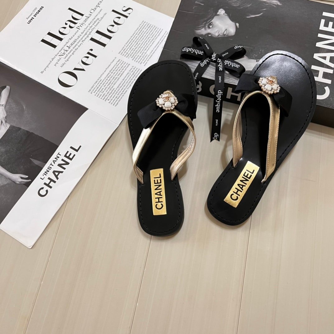 Ch**el Thong Slide White Camellia Cc Logo Bow Black