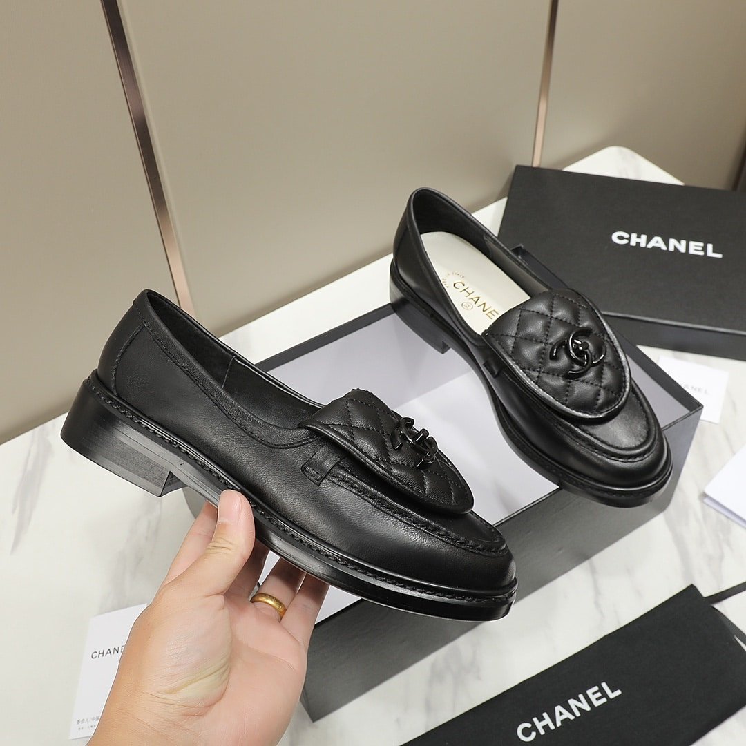 Ch**el Cc Nib Turnlock Moccasins Flat Loafers Black