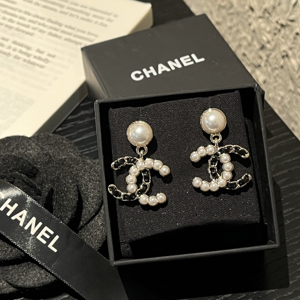 Ch**el Stud Earrings Black And Pears Abg562 B22261 U4399