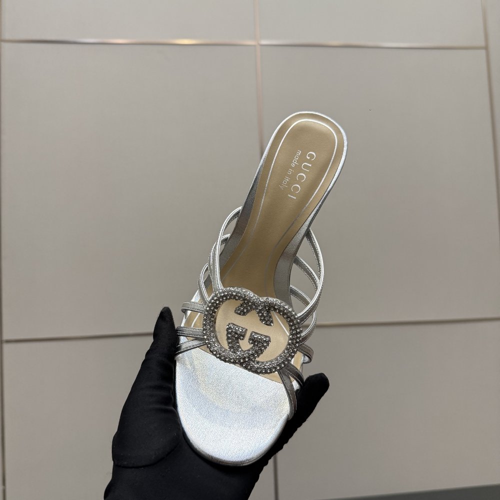 Gvc*1 Women Slide Sandal With Crystal Interlocking G Silver 852663 0Mw00 8106