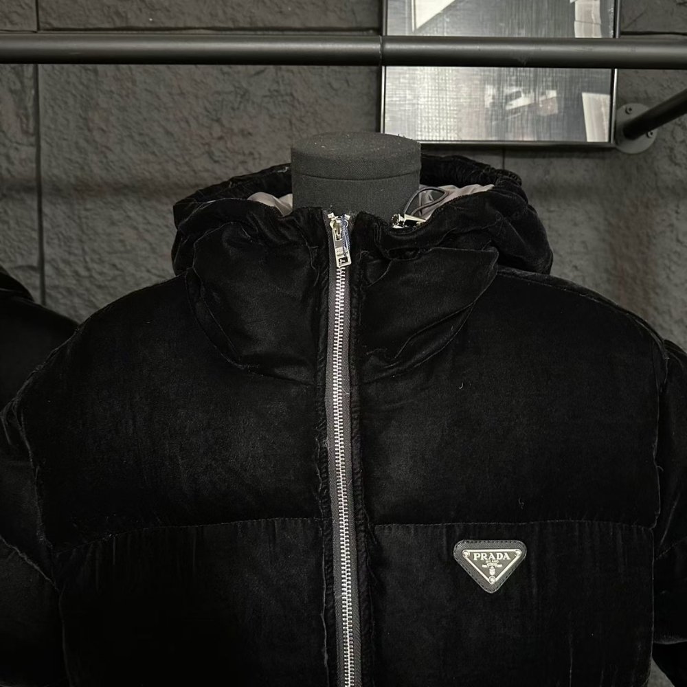 Pra*a Velvet Down Jacket Black 292214 18H4 F0008 S Ooo