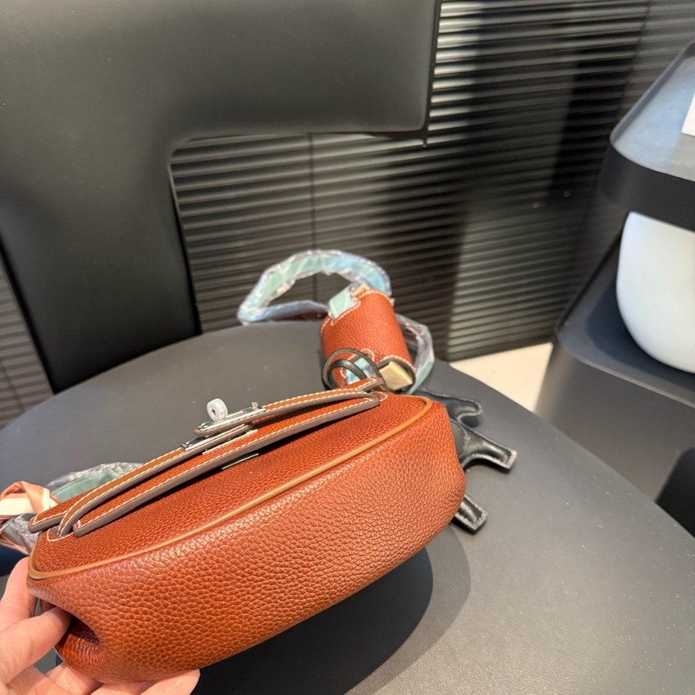 H**me5 Kelly Moove Swift Silver Hardware Orange 20Cm