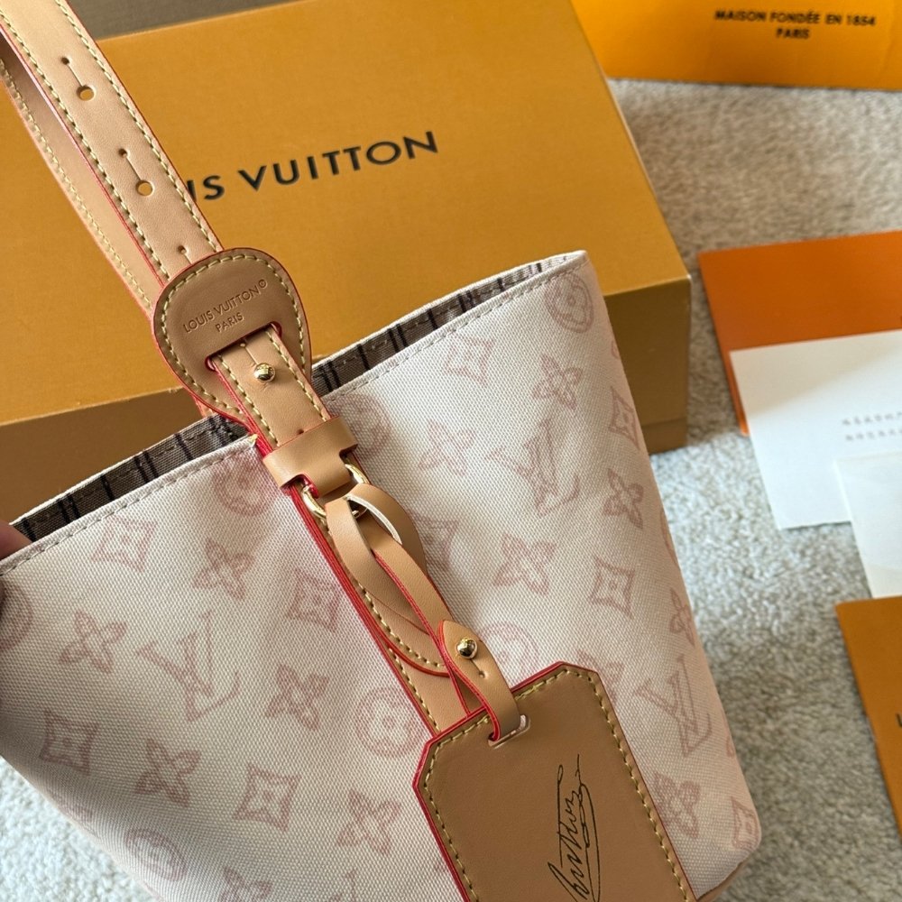 L0vis Vvtt0n All In BB Monogram Origine Lin 19Cm M28335
