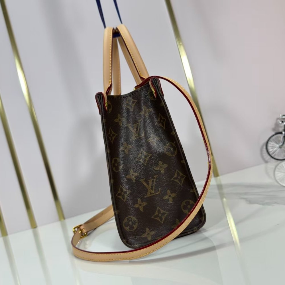 L0vis Vvtt0n X Takashi Murakami Onthego BB Monogram Canvas Brown 18Cm M13668