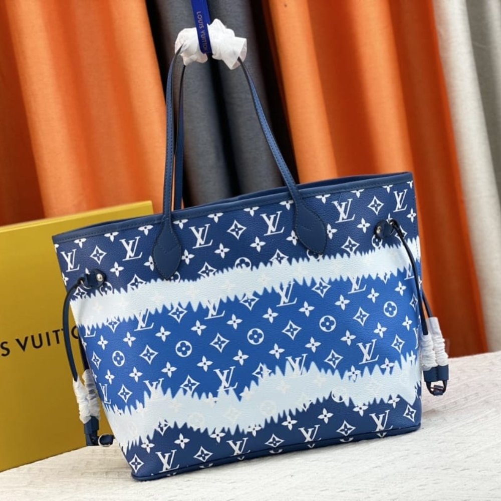 L0vis Vvtt0n Neverfull MM Monogram Escale Blue 31Cm