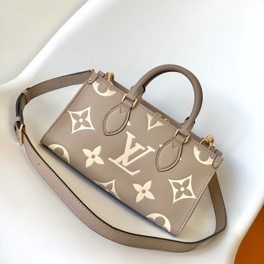 L0vis Vvtt0n Onthego East West Bag Bicolor Beige 25Cm M23641