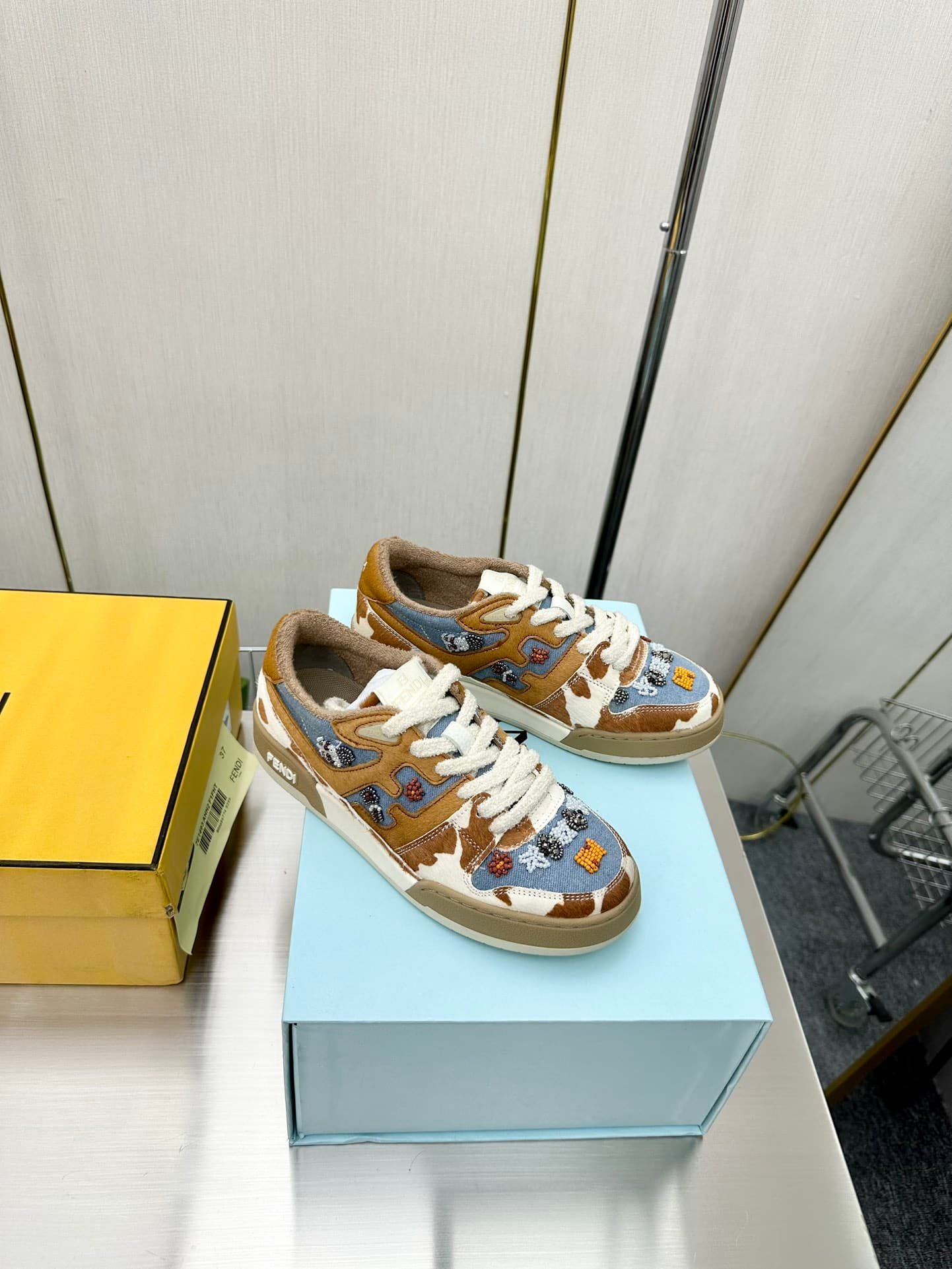 F**di Match Suede Low Tops Brown And Blue