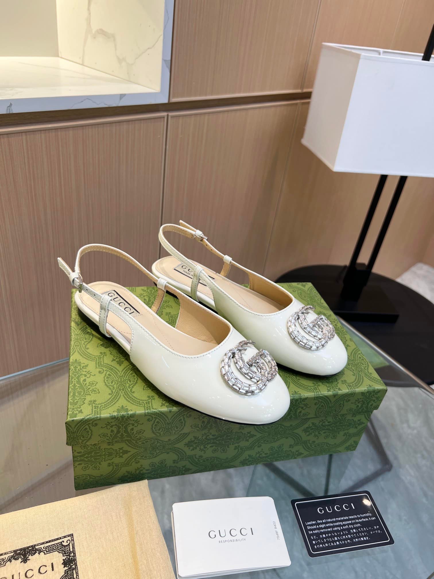 Gvc*1 Gg Crystal Slingback White