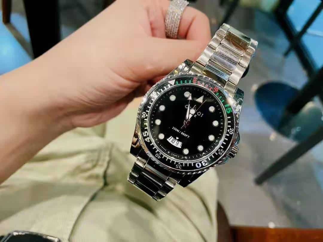 Gvc*1 Dive Xl Black Dial Watch 45Mm Ya136208