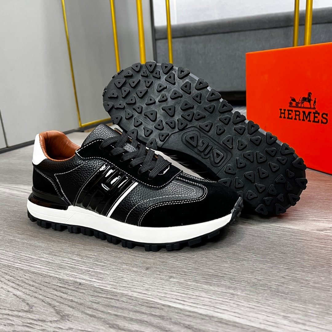H**me5 Trail Sneaker Black